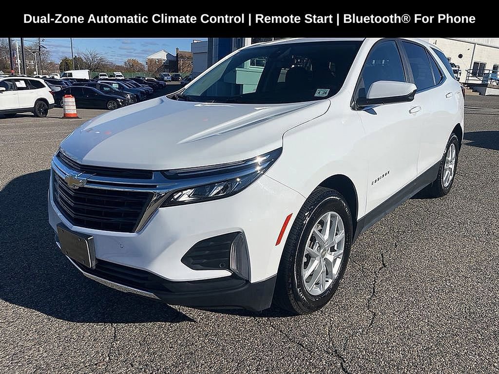 Used 2023 Chevrolet Equinox LT image 3