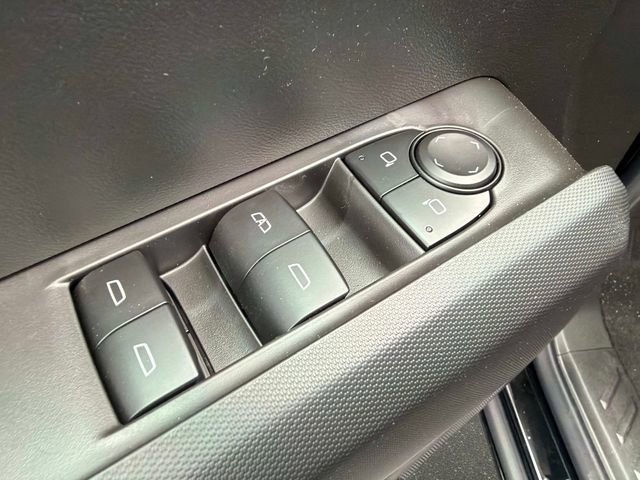 New 2026 GMC Canyon Elevation w/ Convenience Package image 18