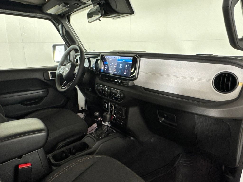Certified 2024 Jeep Wrangler Unlimited AWD/4WD image 44