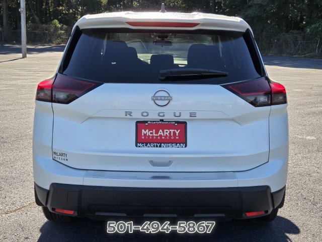 Certified 2026 Nissan Rogue SV w/ Cold Weather Package FWD image 4