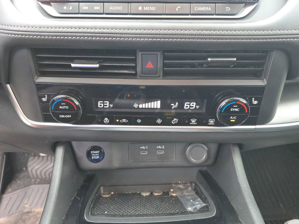 Used 2025 Nissan Rogue SV w/ SV Premium Package FWD image 20