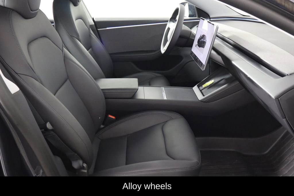 Used 2025 Tesla Model 3 Long Range image 17