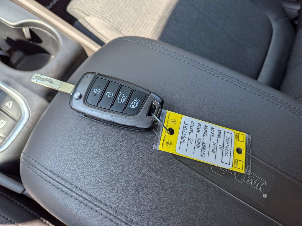 Used 2019 Hyundai Santa Fe SE AWD/4WD image 19