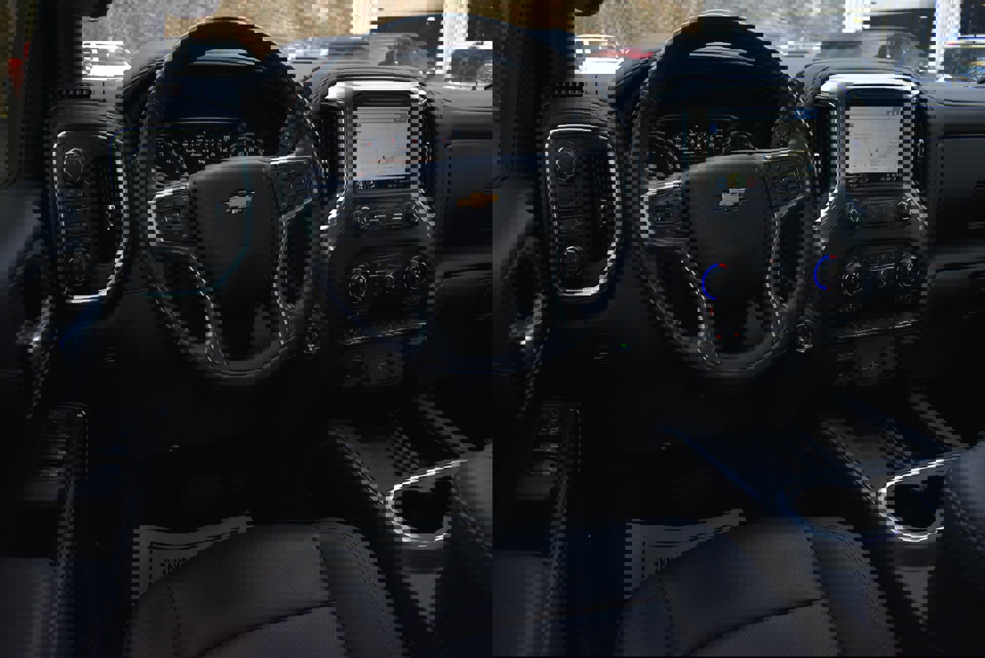 Used 2021 Chevrolet Silverado 1500 LTZ w/ LTZ Premium Package image 18