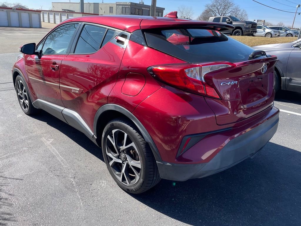 Used 2018 Toyota C-HR XLE image 5
