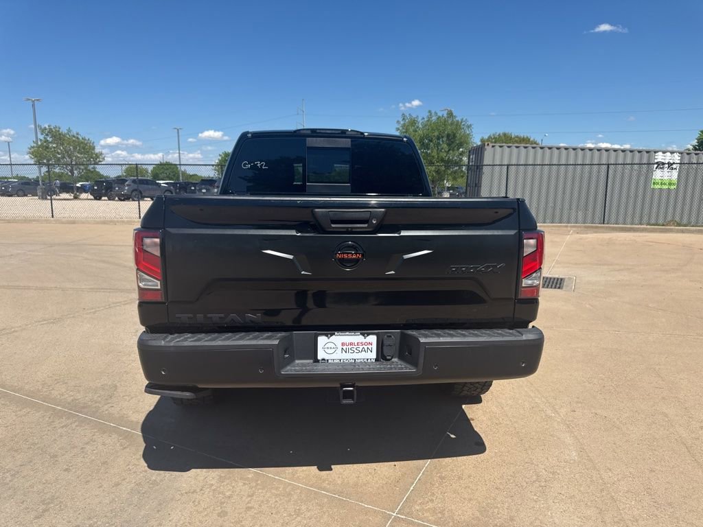 Used 2021 Nissan Titan PRO-4X w/ Pro-4x Utility Package image 4