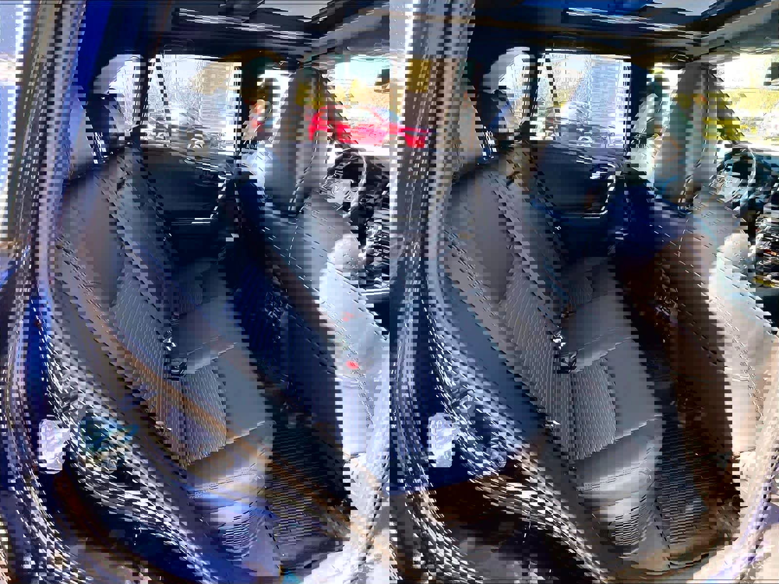 Used 2020 Toyota RAV4 XSE image 16