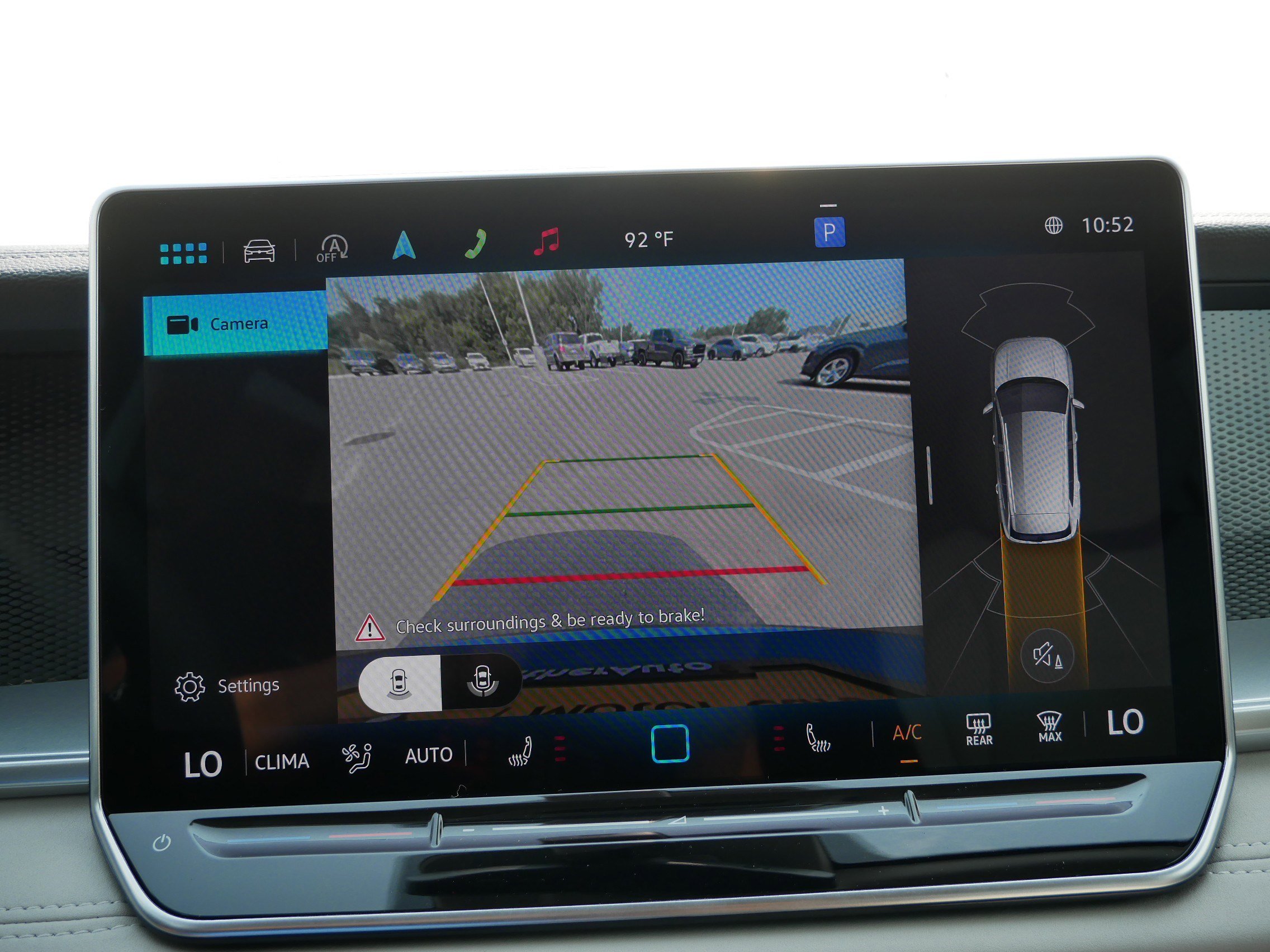 Certified 2025 Volkswagen Tiguan SE image 15