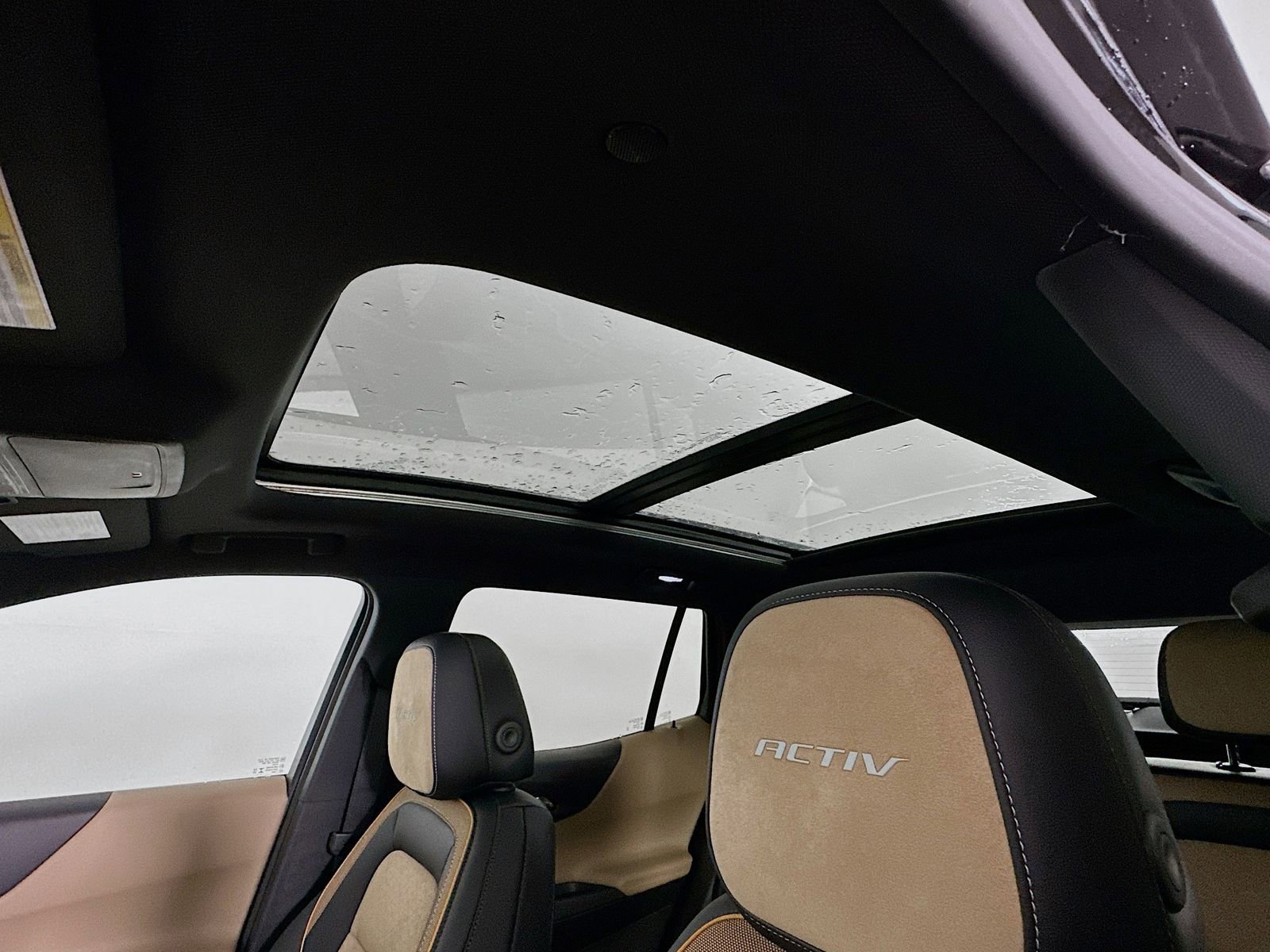 New 2026 Chevrolet Equinox ACTIV w/ Convenience Package III image 22