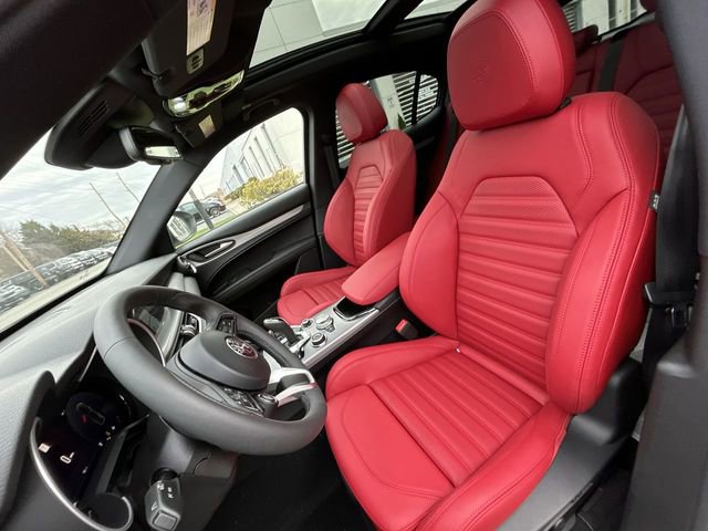 New 2026 Alfa Romeo Stelvio Sprint image 11