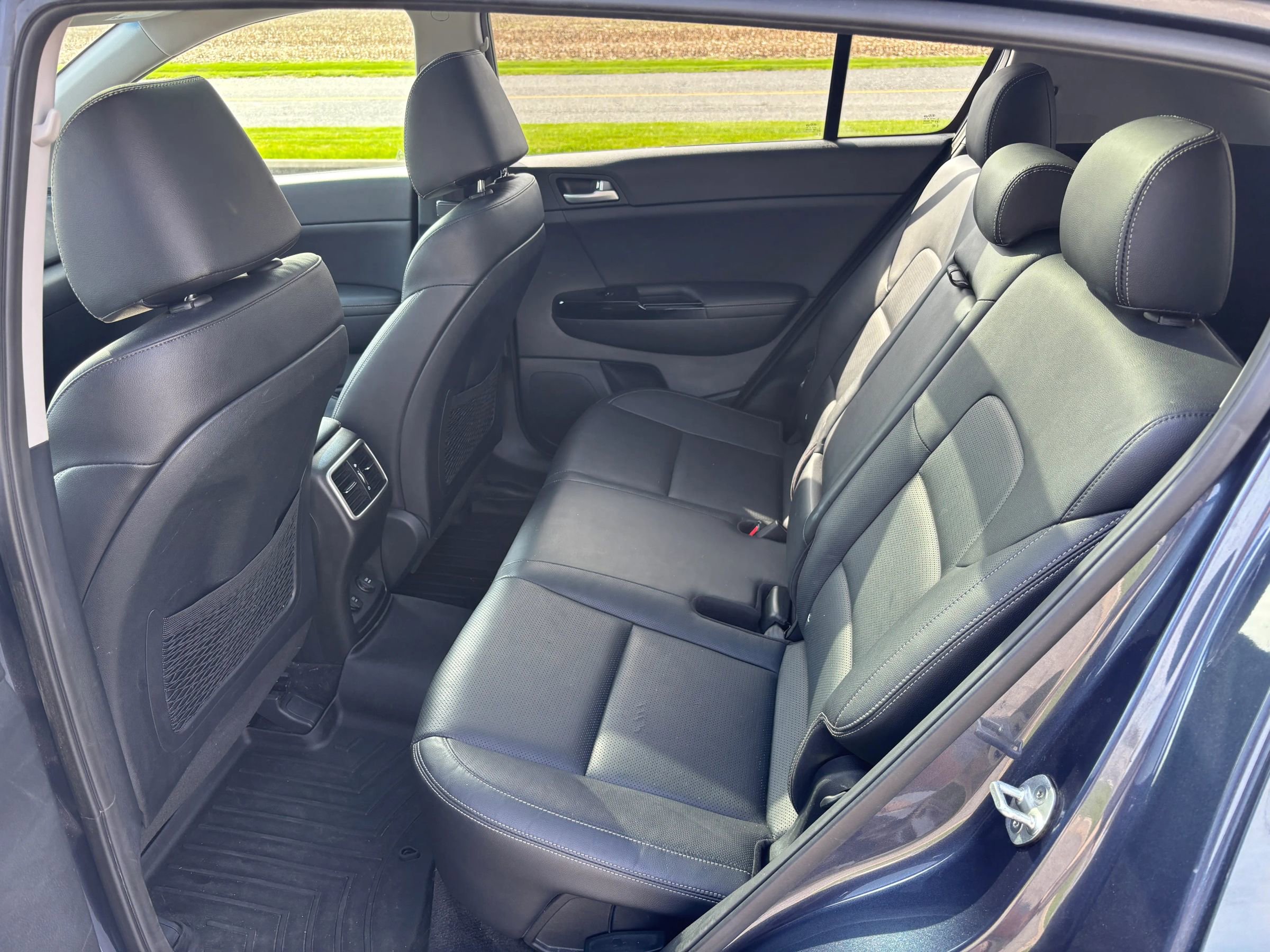 Used 2017 Kia Sportage SX image 16