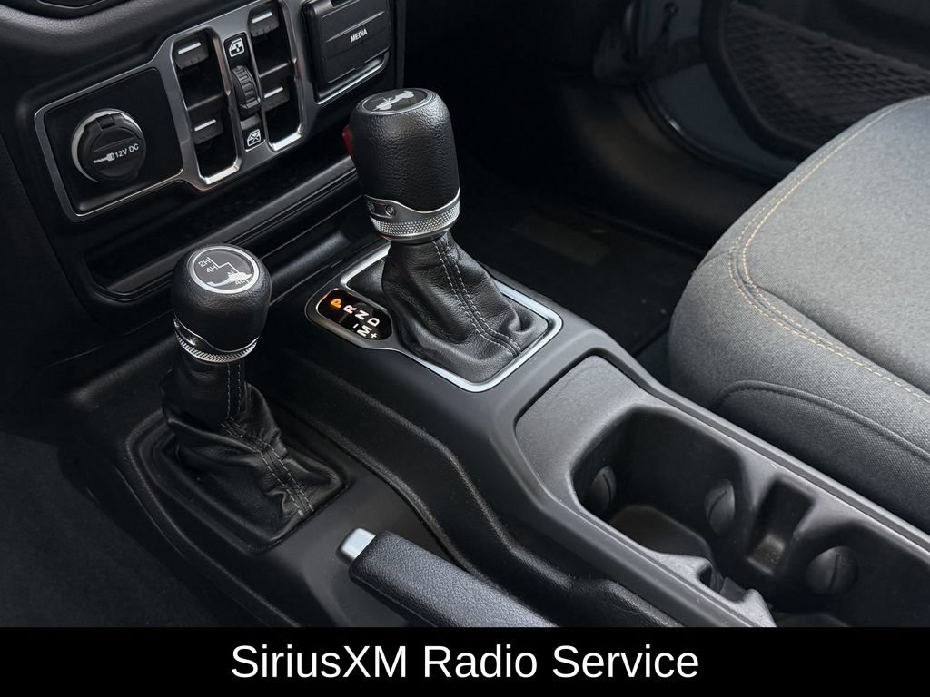 Used 2024 Jeep Wrangler Unlimited Sahara w/ Technology Group AWD/4WD image 22