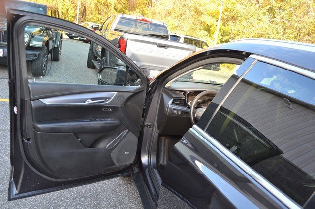 Used 2019 Cadillac XT5 Premium Luxury image 15