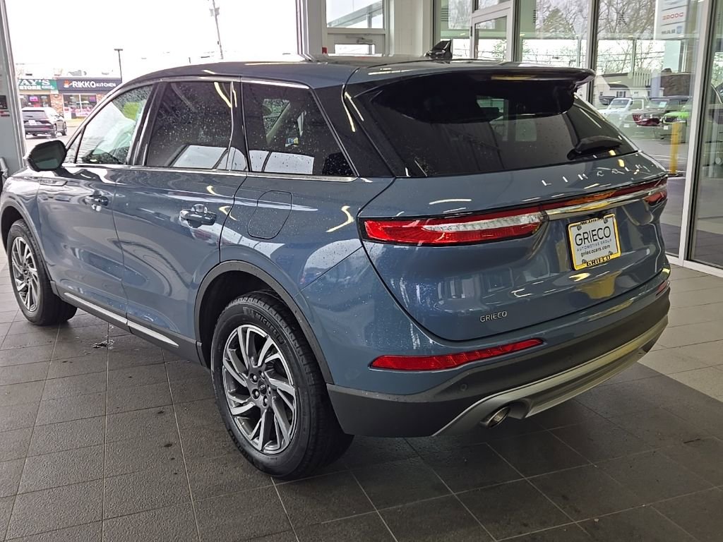 Used 2023 Lincoln Corsair AWD w/ Equipment Group 101A image 9