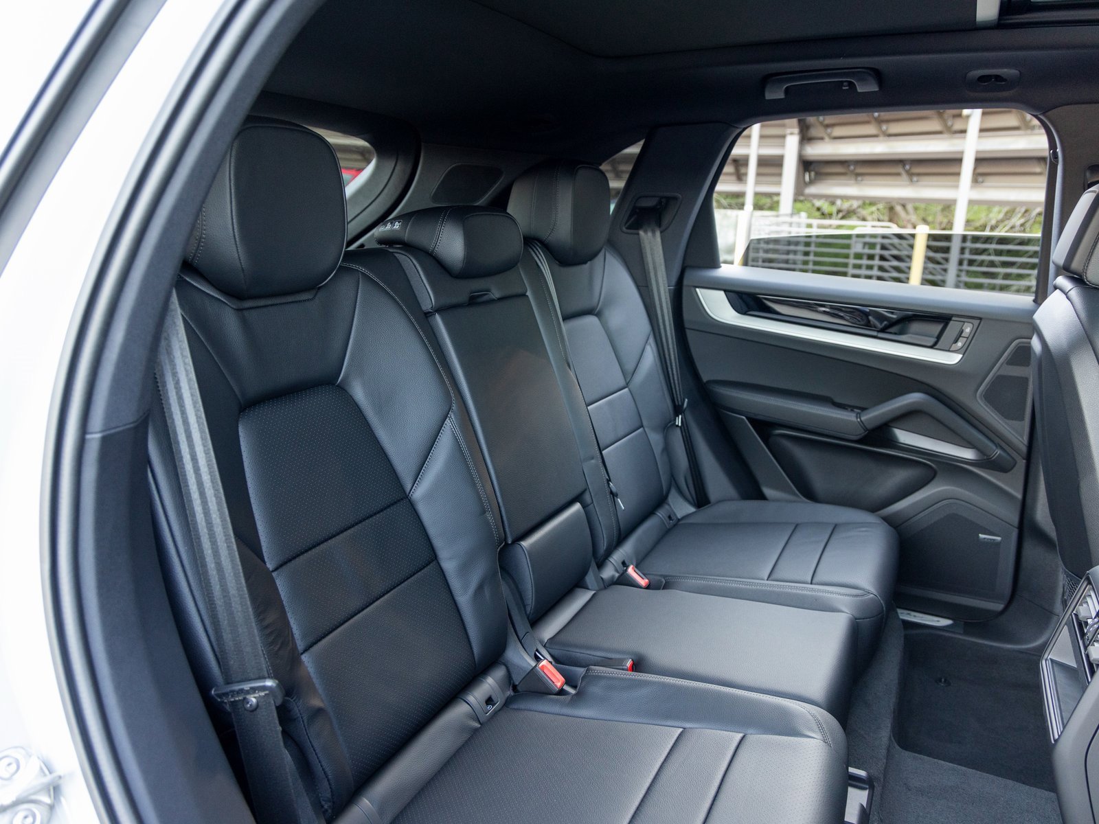 New 2026 Porsche Cayenne image 48