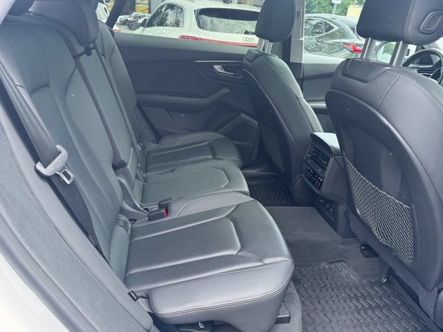 Certified 2023 Audi Q8 Premium Plus w/ Premium Plus Package AWD/4WD image 33