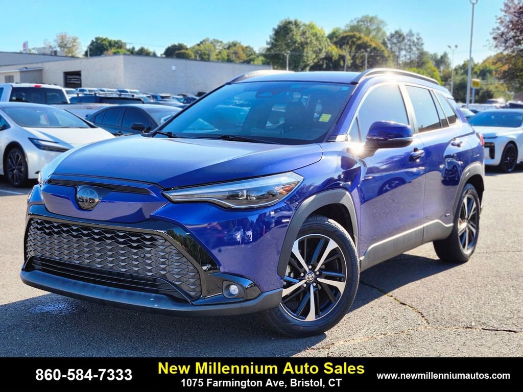 Used 2023 Toyota Corolla Cross SE