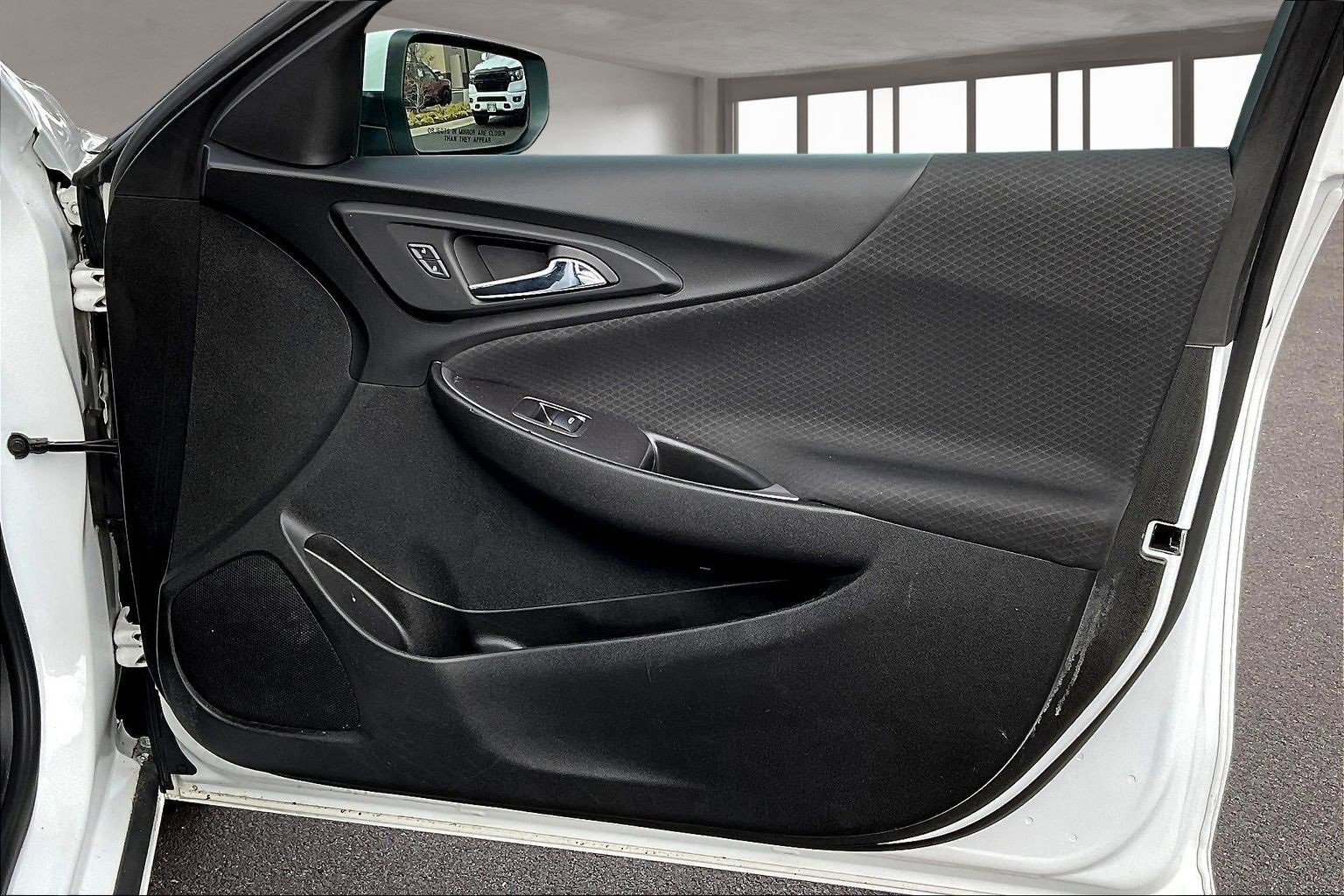 Used 2023 Chevrolet Malibu LT image 27