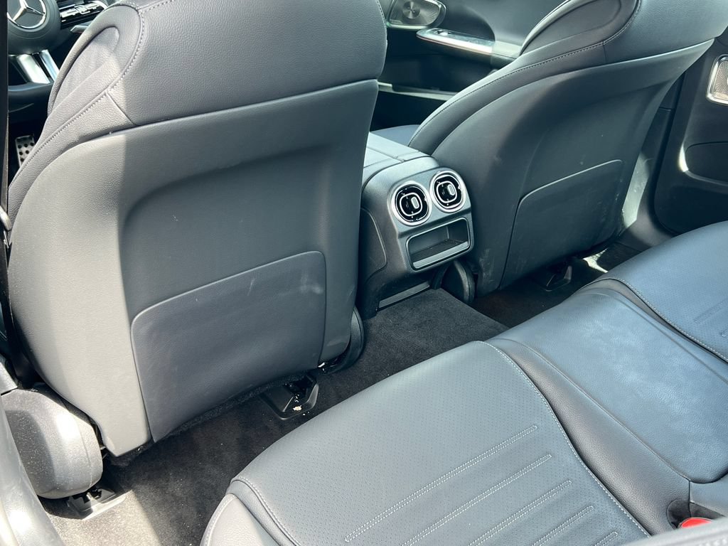 New 2024 Mercedes-Benz C 300 4MATIC Sedan image 33