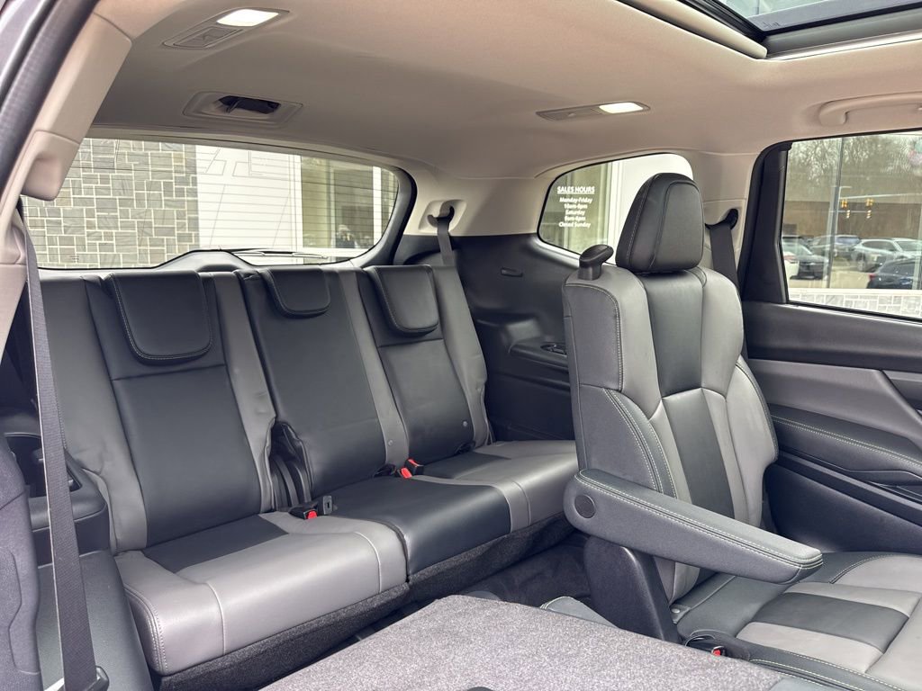 Used 2023 Subaru Ascent Onyx Edition Limited image 16