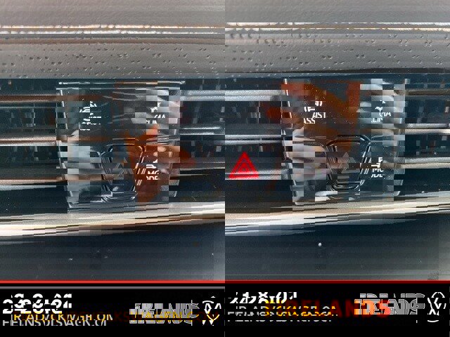 New 2026 Volkswagen Atlas SE image 36