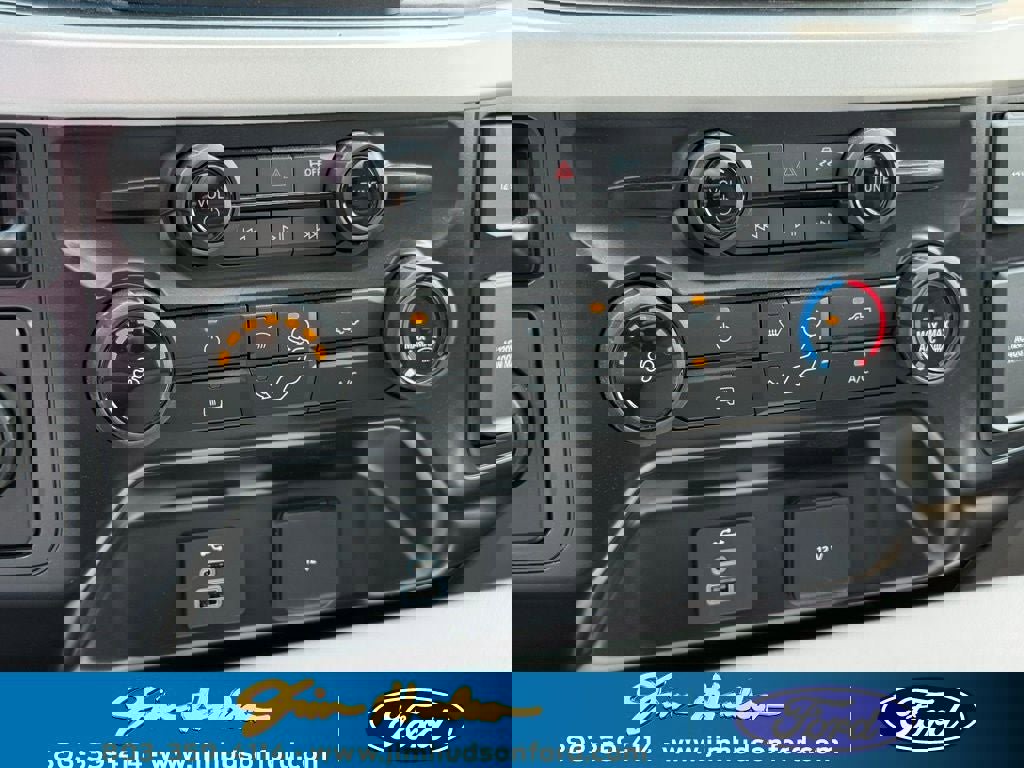 New 2025 Ford F550 2WD Regular Cab Super Duty image 30