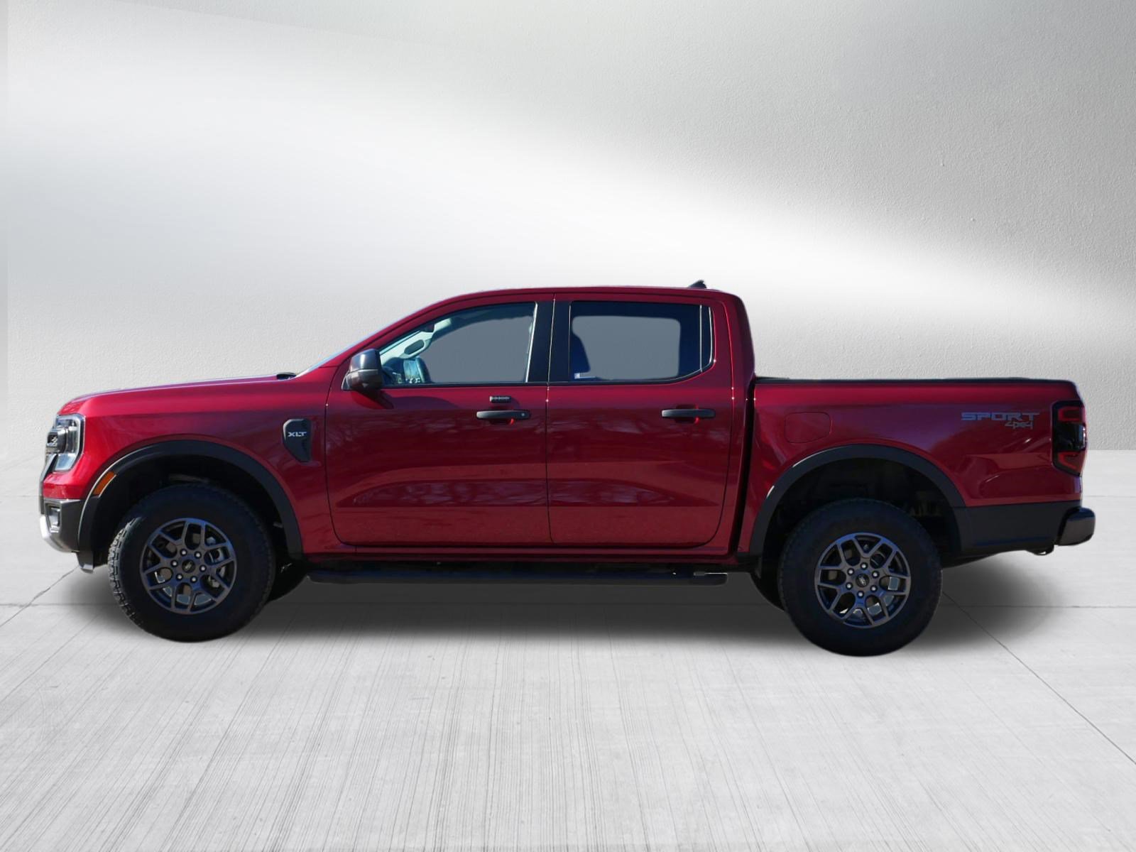Used 2025 Ford Ranger XLT w/ Technology Package image 4