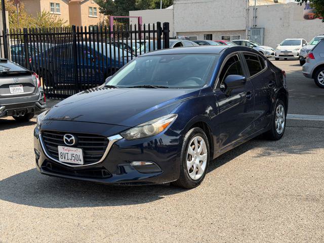 Used 2018 MAZDA MAZDA3 Sport FWD image 1