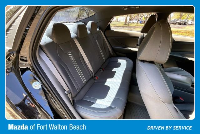 Used 2021 Hyundai Elantra SEL w/ Convenience Package image 21