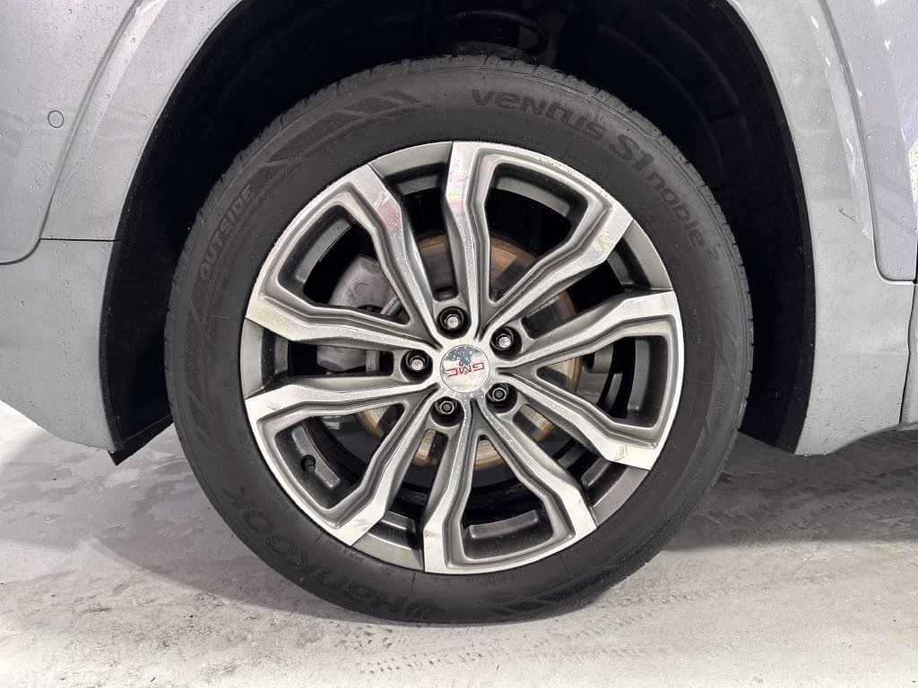 Used 2020 GMC Terrain Denali w/ Denali Premium Package AWD/4WD image 48