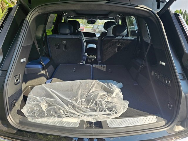 New 2026 Cadillac Vistiq Premium Luxury image 14