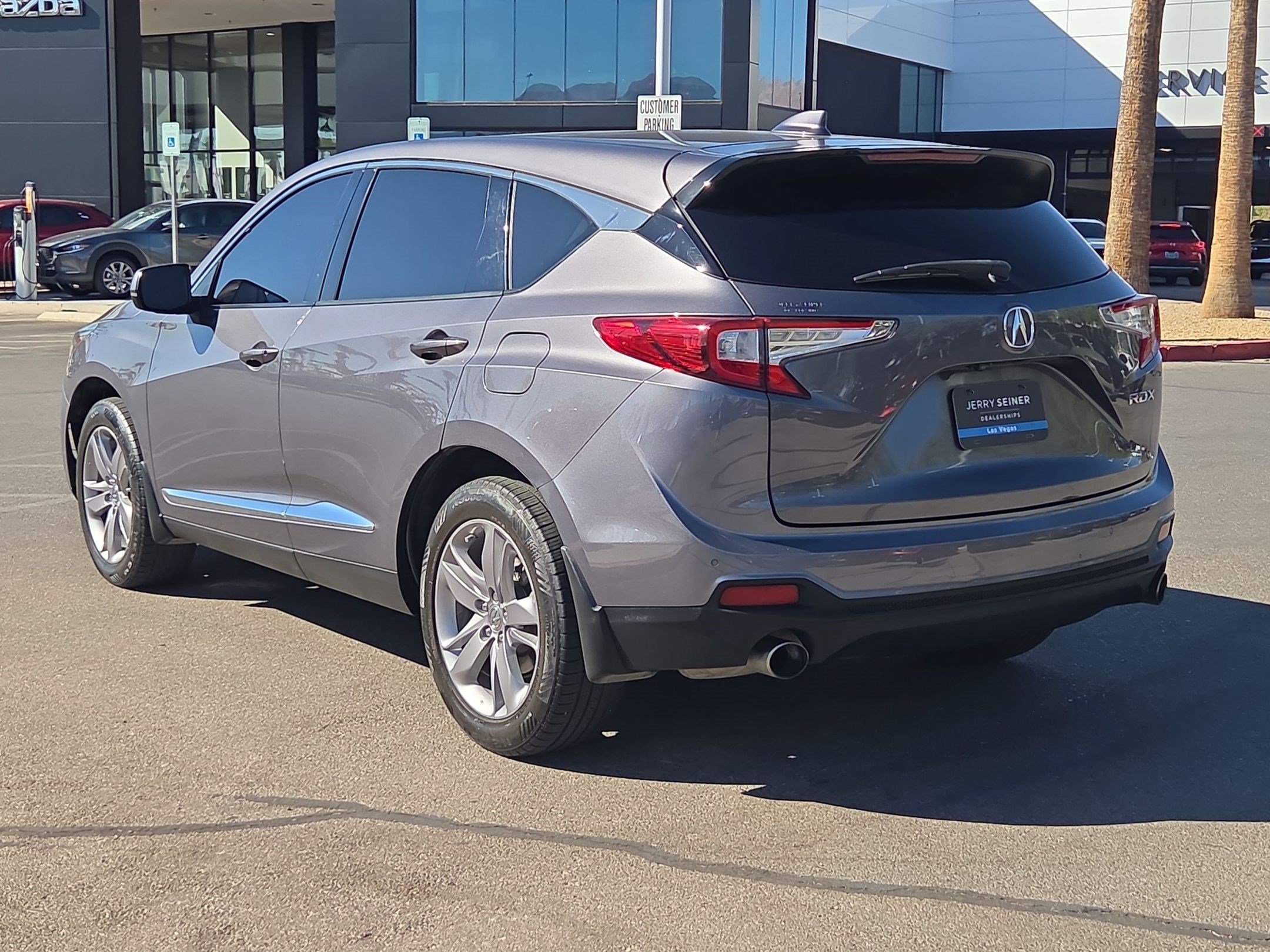 Used 2019 Acura RDX w/ Advance Package FWD image 3