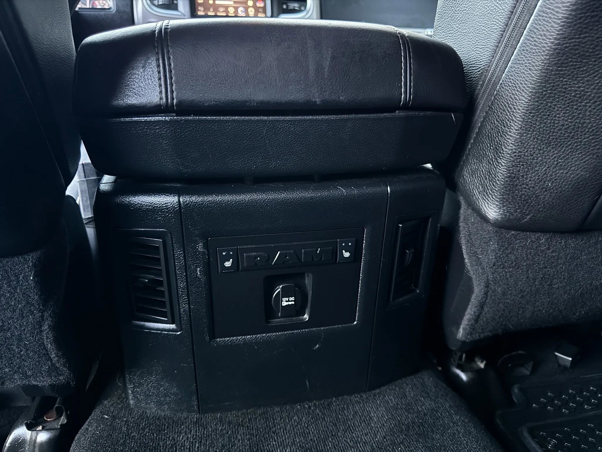 Used 2015 RAM 1500 Limited AWD/4WD image 31