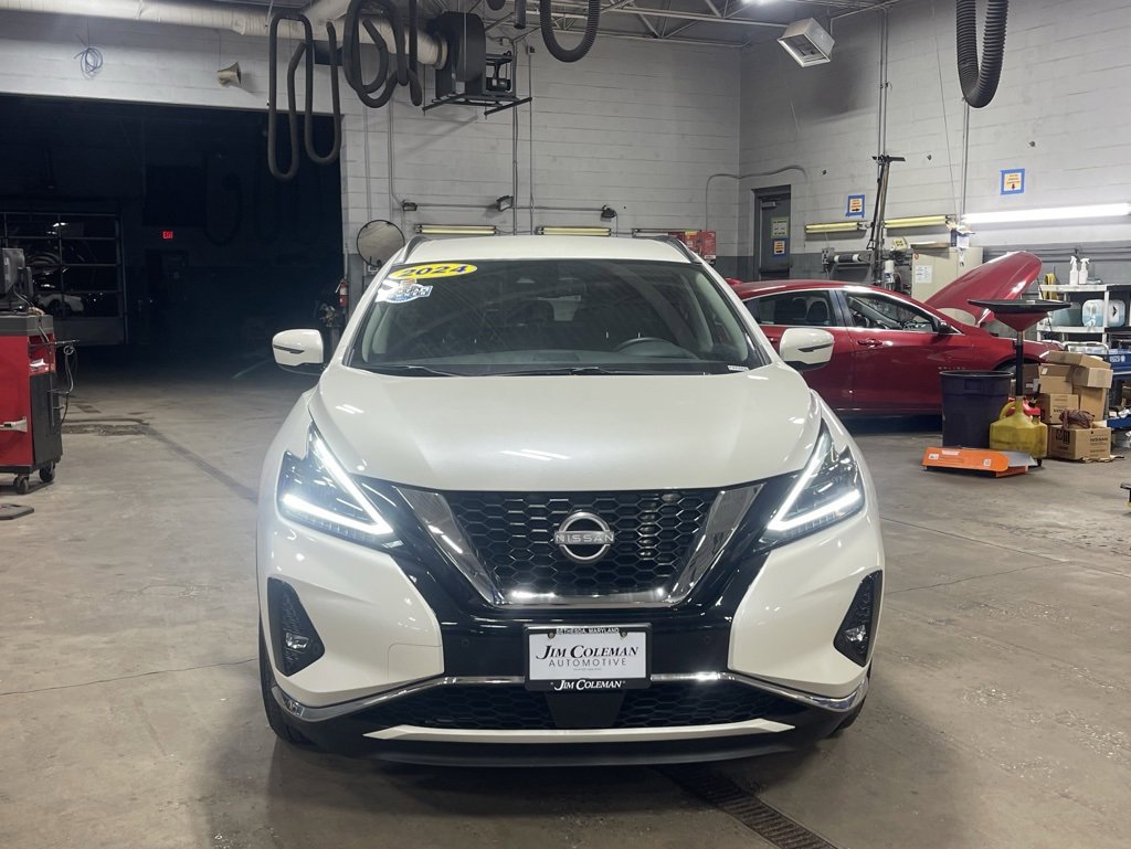 Certified 2024 Nissan Murano SV image 2