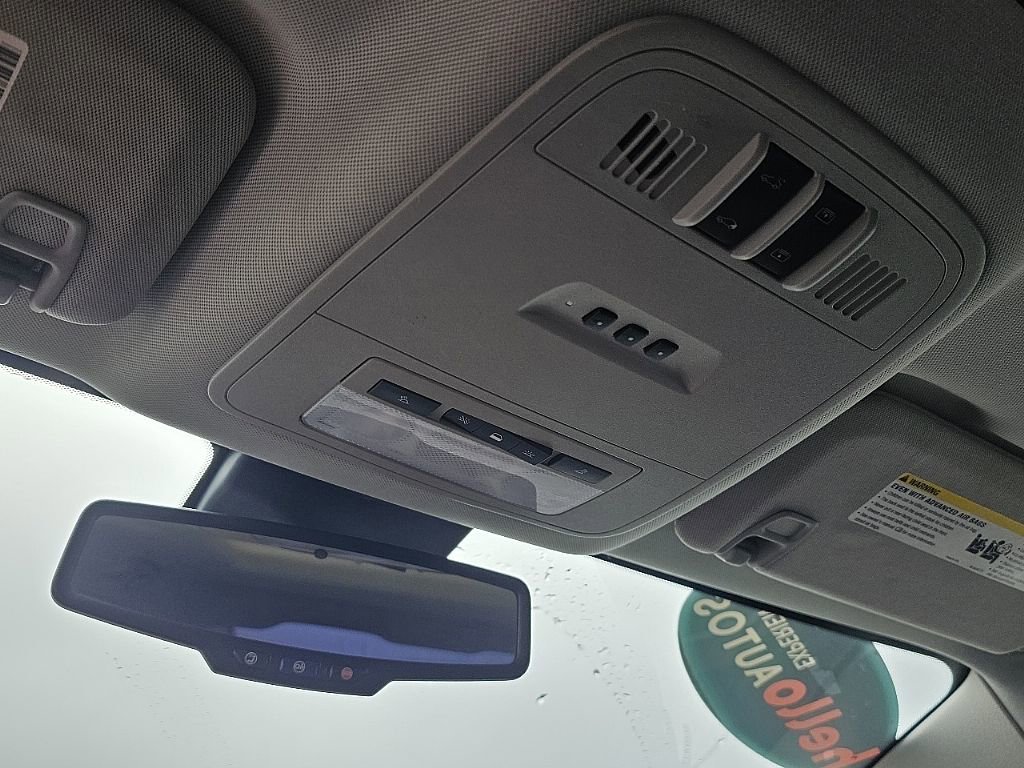 Used 2013 Buick LaCrosse Leather w/ Entertainment Package image 28