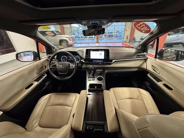 Certified 2023 Toyota Sienna Limited AWD/4WD image 24