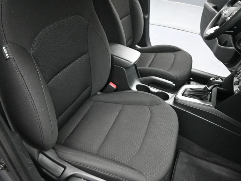 Used 2019 Hyundai Elantra SE w/ Cargo Package image 26