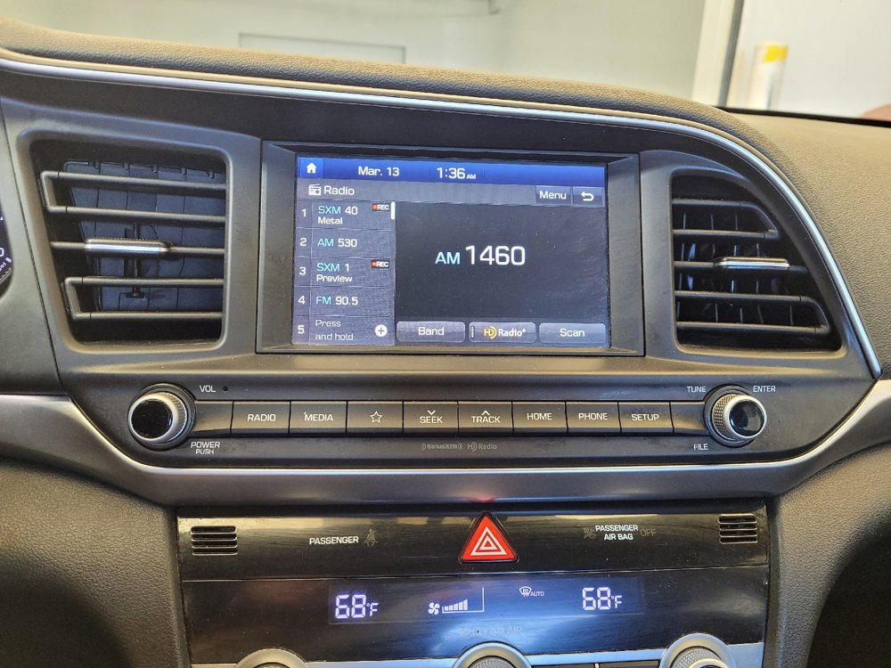 Used 2020 Hyundai Elantra SEL w/ Cargo Package (C1) FWD image 25