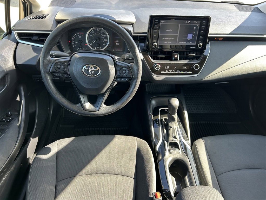 Used 2022 Toyota Corolla LE w/ LE Convenience Package image 16