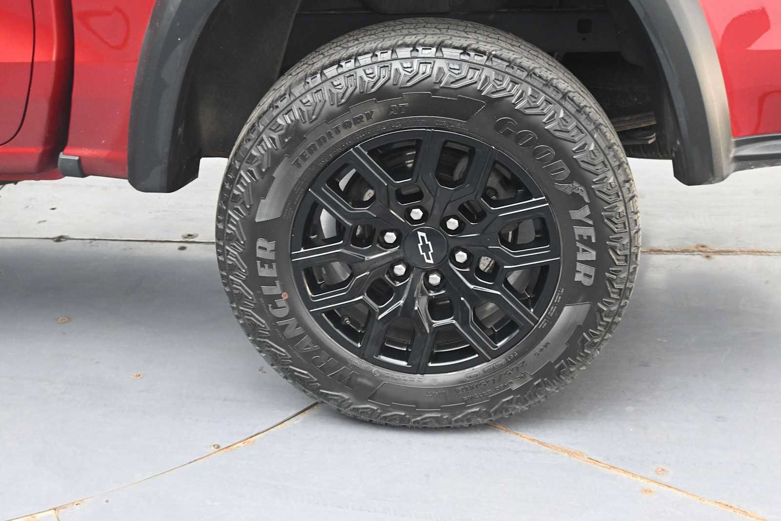 Used 2023 Chevrolet Colorado Trail Boss w/ Advanced Trailering Package AWD/4WD image 5