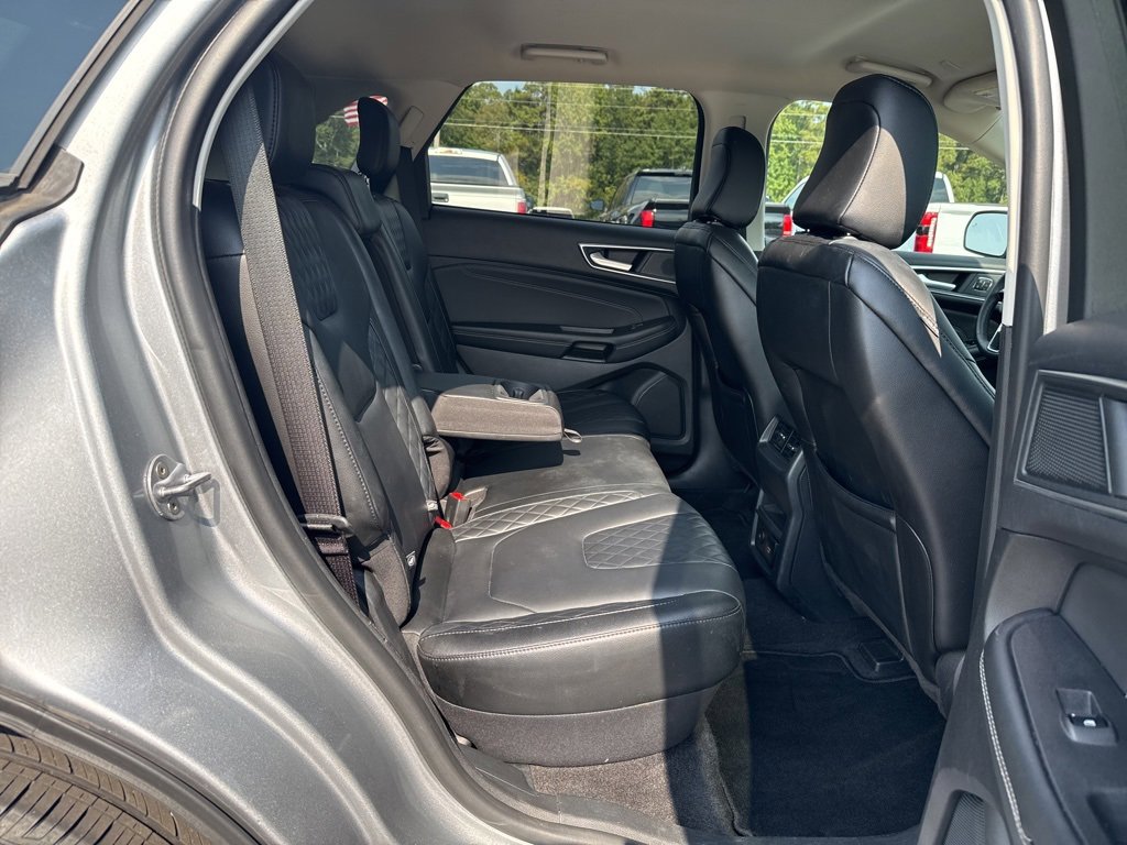 Used 2024 Ford Edge Titanium image 20