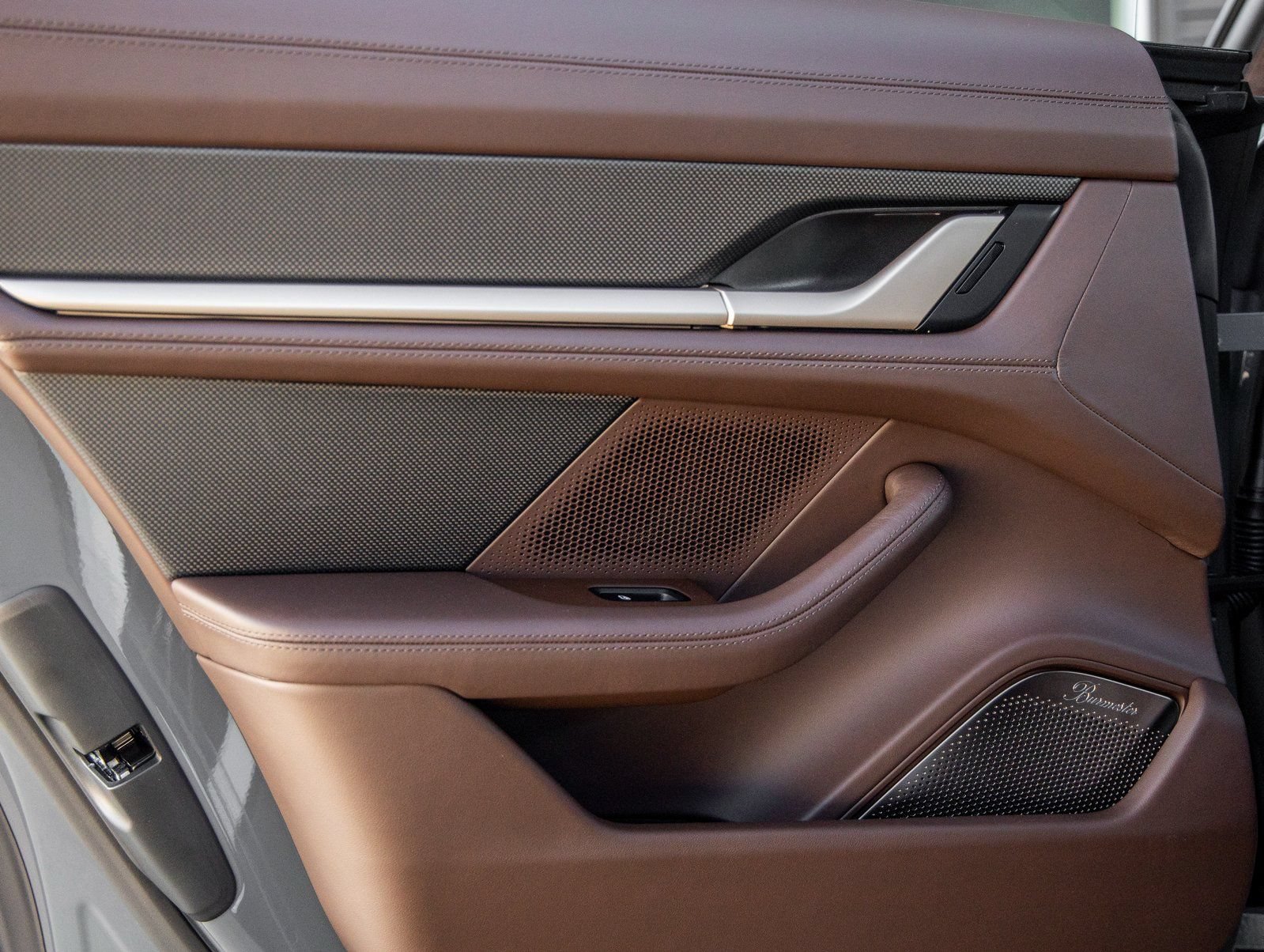 New 2026 Porsche Taycan Turbo S AWD/4WD image 37