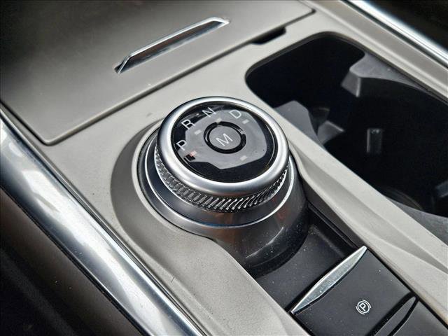 Used 2021 Ford Explorer King Ranch w/ Premium Technology Package image 12