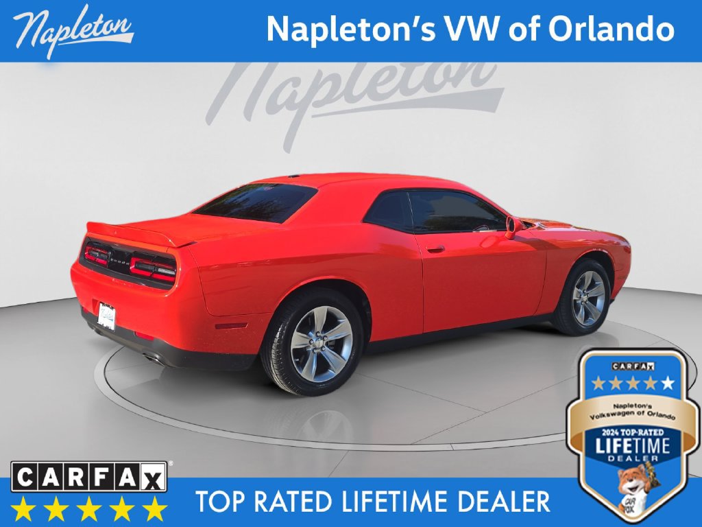 Used 2022 Dodge Challenger SXT RWD image 6