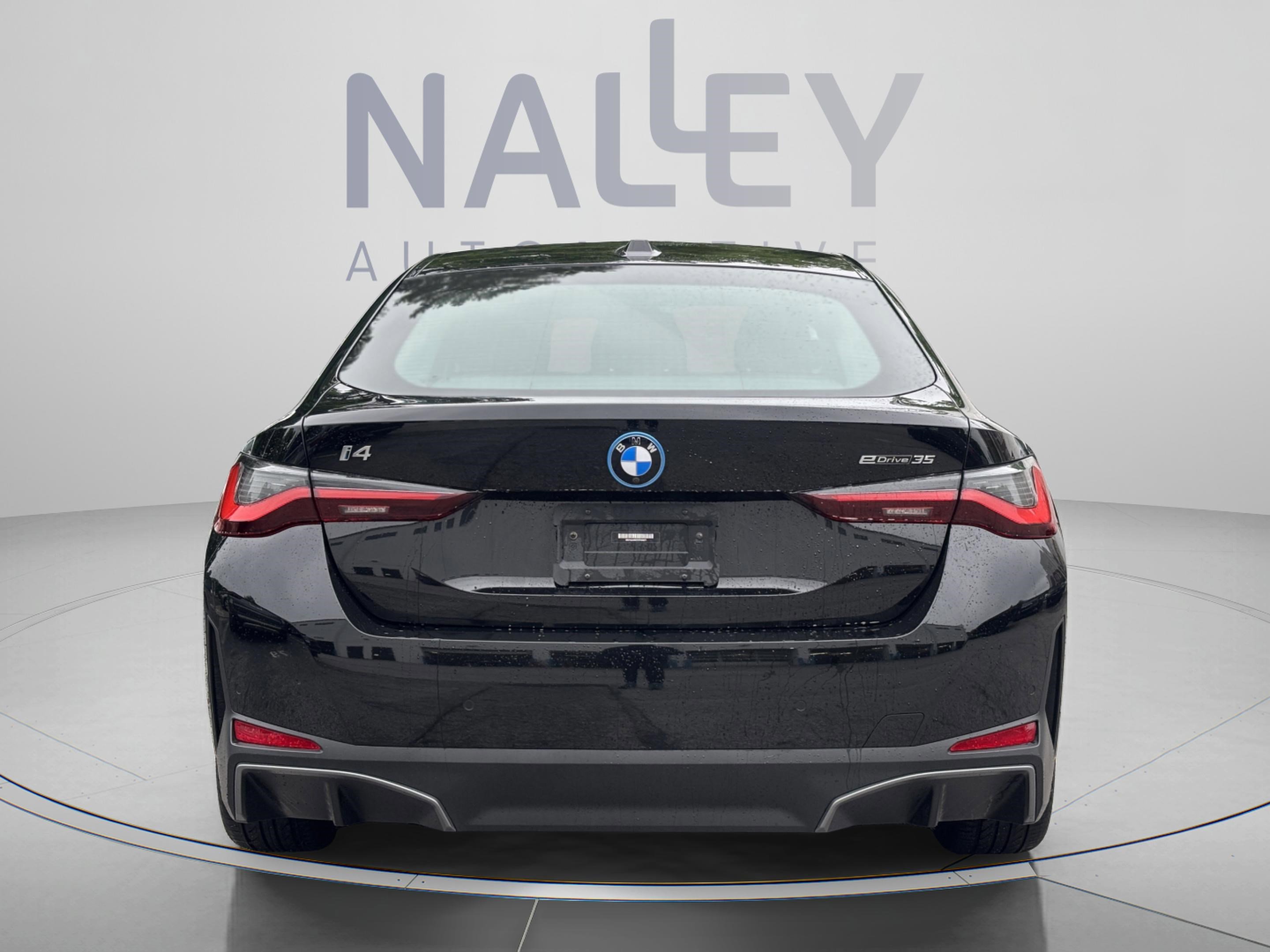 Used 2023 BMW i4 eDrive35 w/ Premium Package RWD image 4