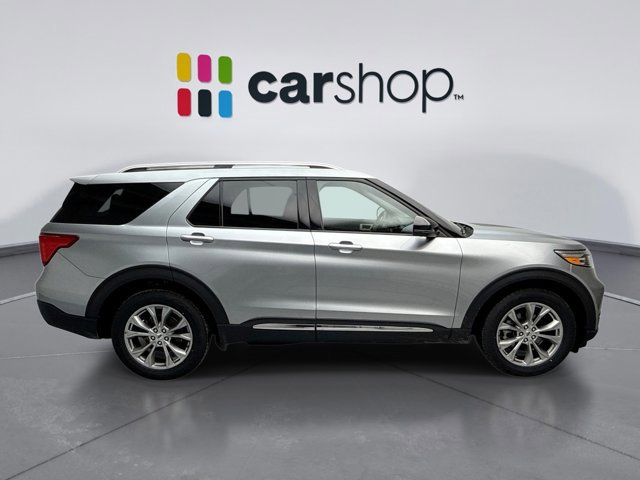 Used 2022 Ford Explorer Limited w/ Equipment Group 301A image 6
