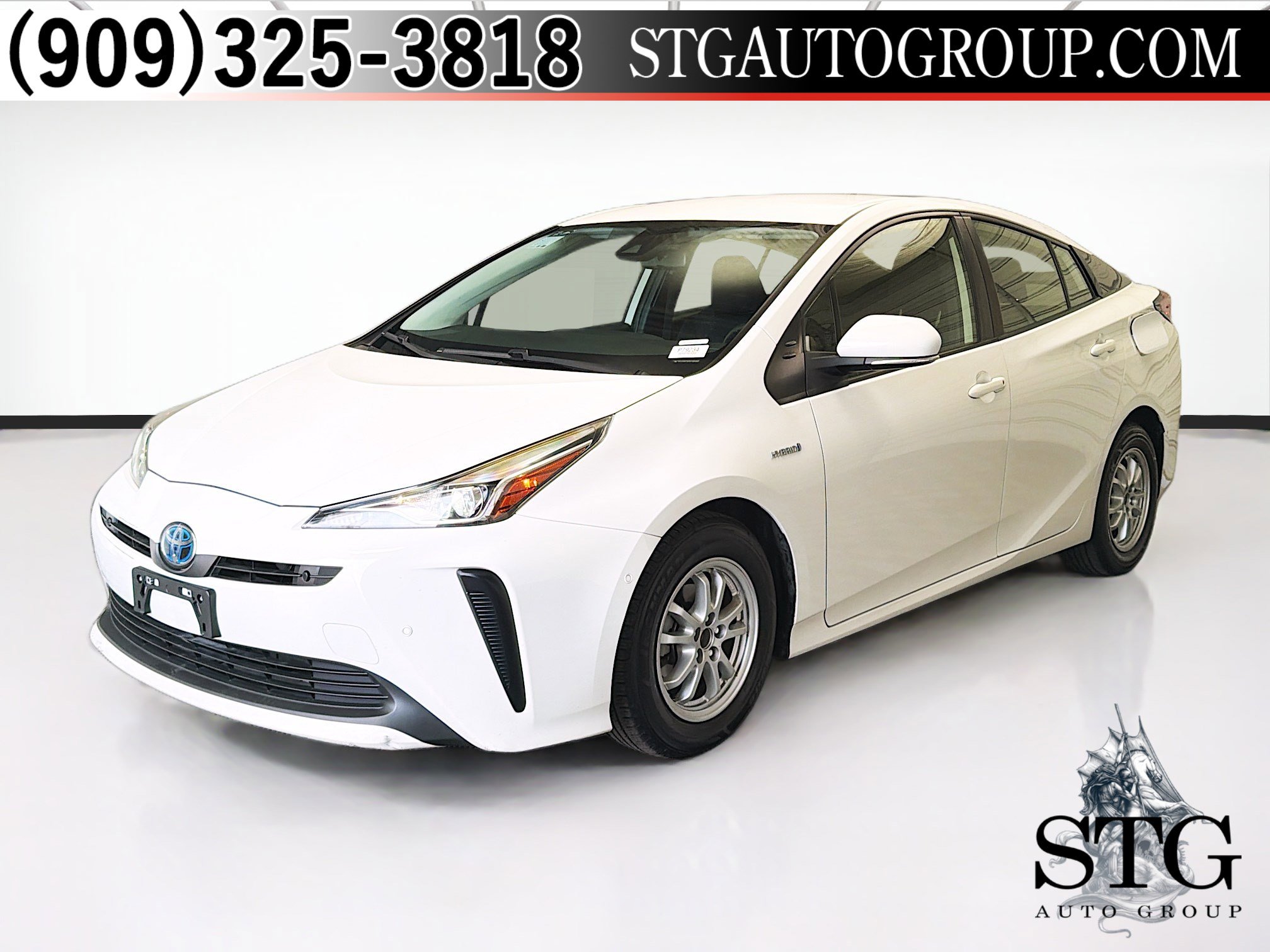 Used 2022 Toyota Prius LE FWD image 1