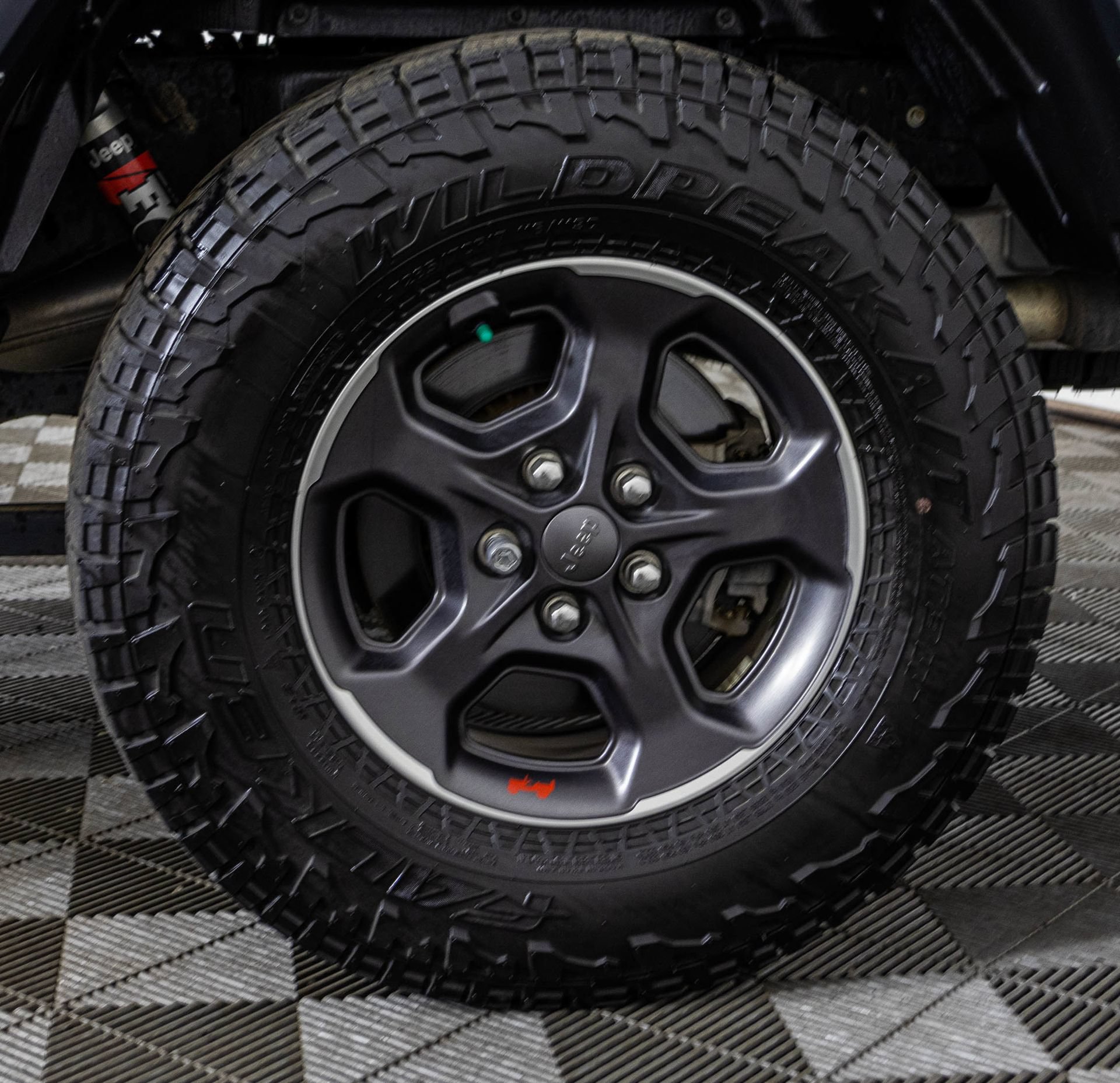 Used 2022 Jeep Gladiator Rubicon w/ Cold Weather Group AWD/4WD image 51