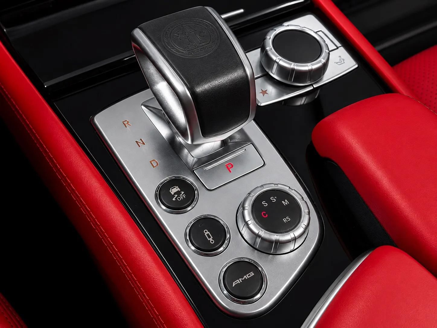 Used 2013 Mercedes-Benz SL 63 AMG w/ AMG Performance Pkg image 44