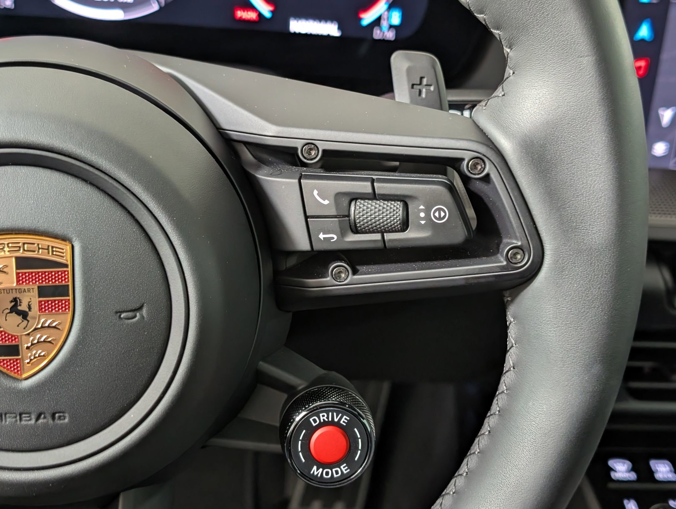 Certified 2025 Porsche 911 Carrera 4 GTS image 19